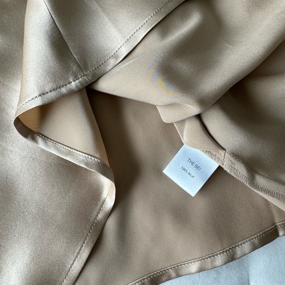 The Sei Revolve NWT 6 Champagne Revolve Draped Silk Top - Picture 11 of 11